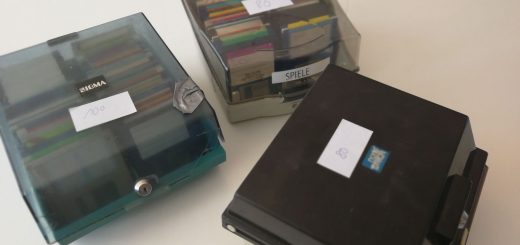 Diskettenboxen mit Software für den Amiga 500